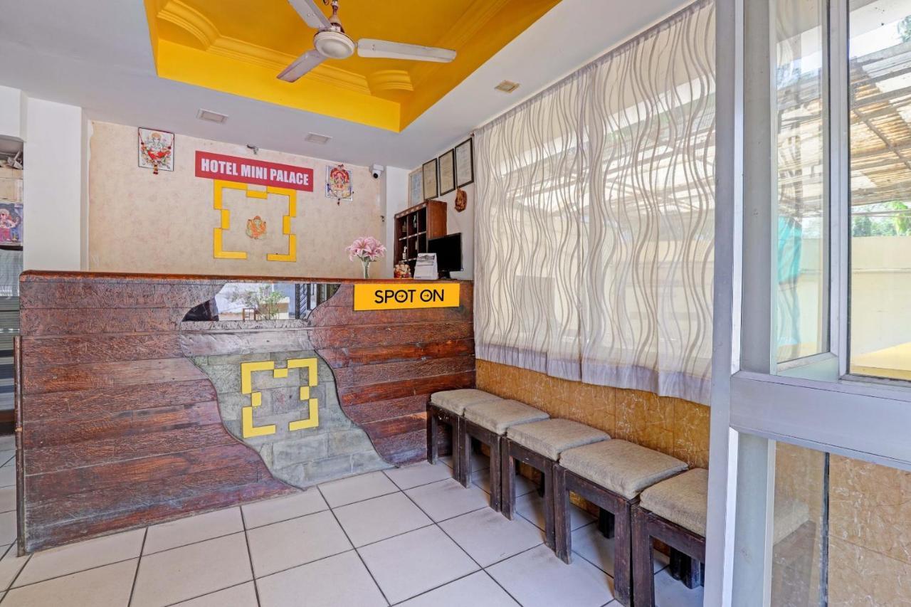 Oyo Flagship 80463 Hotel Mini Palace Βαντοντάρα Εξωτερικό φωτογραφία